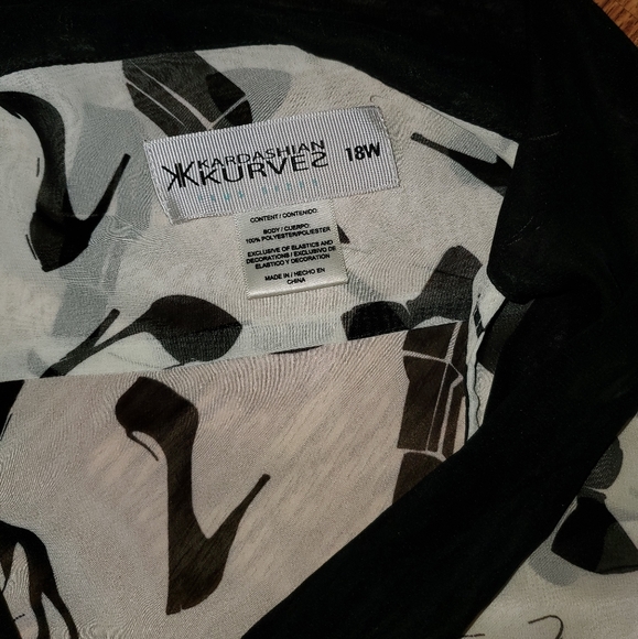 Kardashian Kollection Top - Picture 2 of 3